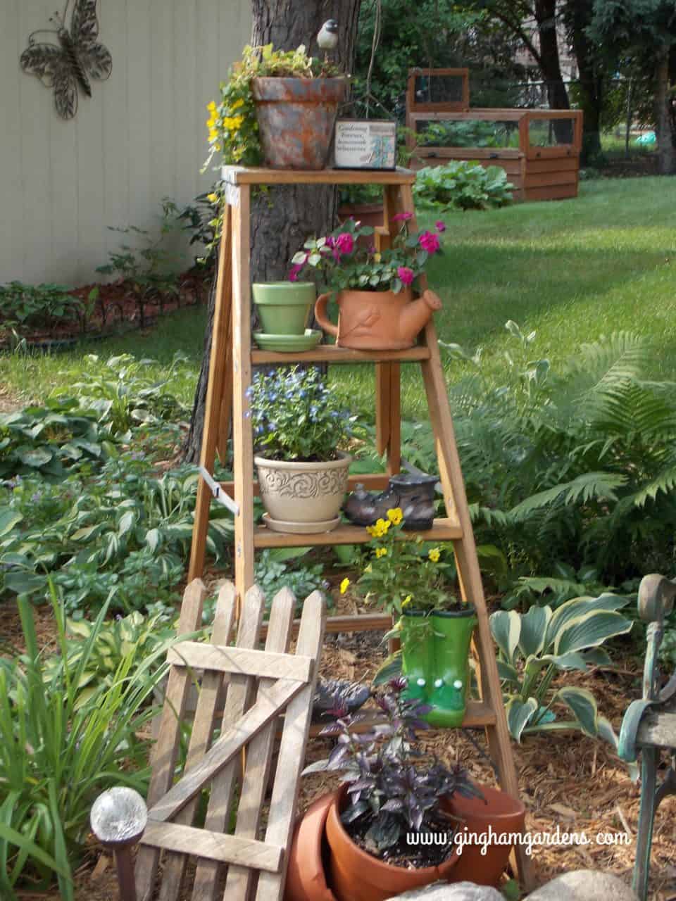 Garden Decor Lots of Creative Ideas for Your Garden   Gingham ...