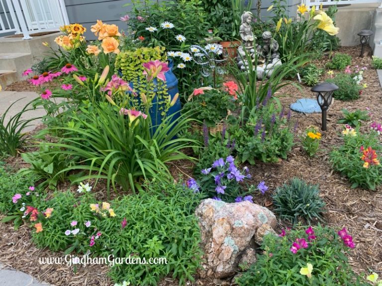 DIY Garden Journal and Planner - Gingham Gardens
