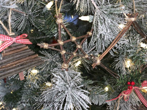 DIY Christmas Crafts Using Twigs