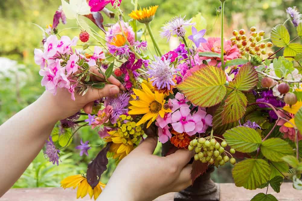 How to Arrange Flowers from Your Garden