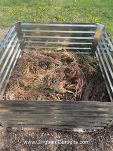 How to Fill Raised Garden Beds (The Right Way) - Gingham Gardens